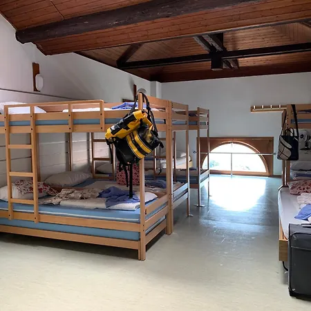 Ostello Montebello - Bellinzona Youth Hostel-2